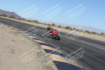 media/Dec-01-2025-Moto Forza (Mon) [[2daa91e15f]]/2-Intermediate Group/Session 4 (Turn 10 Inside)/